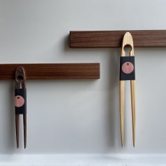 Holz: Nussbaum, geölt