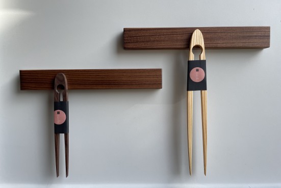 Holz: Nussbaum, geölt